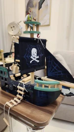 Ship figure