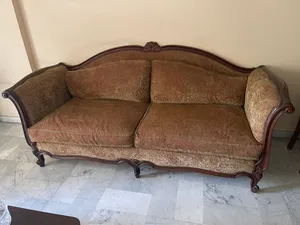 صالون كلاسيك للبيع