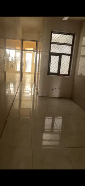 90 m2 2 Bedrooms Townhouse for Rent in Baghdad Karadah