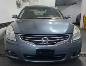 Nissan altima, S, Model 2010 For sale