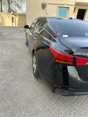 للبيع نسيان التيما موديل 2019 وارد امريكا حادث في الجهه اليمين الأبواب فقط ممشىى 167 الف كيلو