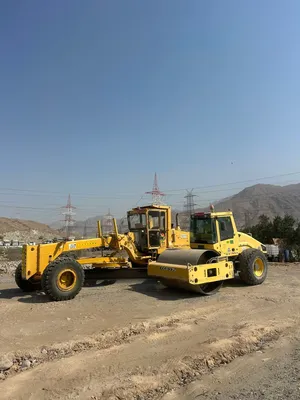جريدر و روله للاجار فقط Grader and roller for rent only.