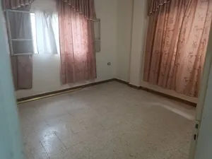 شقه للايجار...حي رمزي