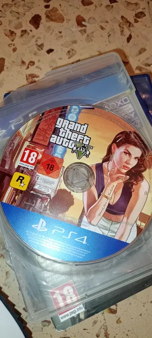 دسكه GTA5  مستعملها استعمل نضيف  السعر 80