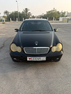 للبيع : سيارت مارسدس C200 2001 كامبرسر مأمنة : 11 شهر  مسجلة :سنة ممشى السيارة: 245760 الف السعر : 7