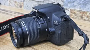 كاميرا كانون EOS 650D