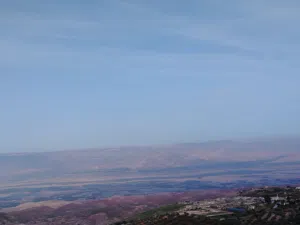 اجمل دنم في مغاريب السلط اطلالة خررافية ع الغرب و جبال فلسطين