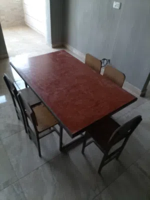 طاولة سفرة أطفال مع 5 كراسي