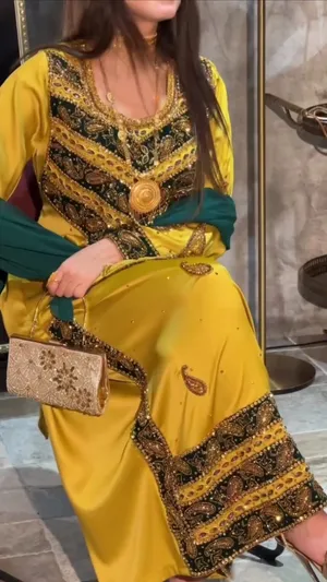 لتفاصيل أكثر ع الوتس اب كل نوع وله سعر