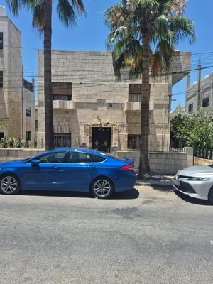 فرصة استثمارية مميزة – عمارة سكنية كاملة للبيع في حي العماوي – الجبل الأخضر – عمّان