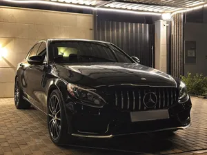 للبيع – Mercedes-Benz C300 2015 بحالة ممتازة