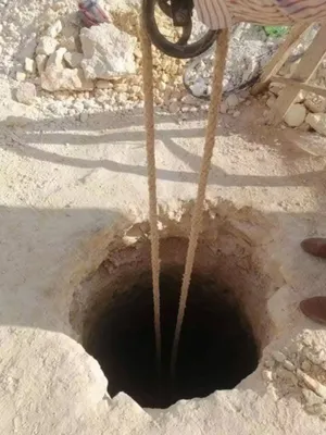 متعهدين مختصين بالعمل بجميع الحفريات