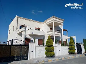 فيلا دوبلكس. تسويه +طابق ارضي+طابق اول