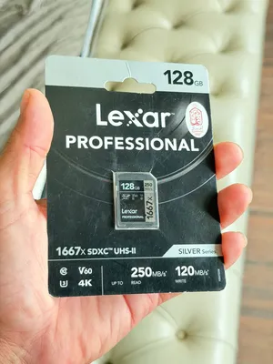 للبيع ذاكرة. 128GB lexar للكامرات الاحترافية 4k