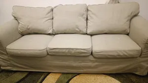 كنب ايكيا ثنائيه وثلاثيه بحال شبه جديد