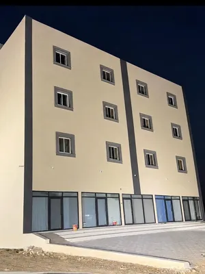 مبنى سكني تجاري
