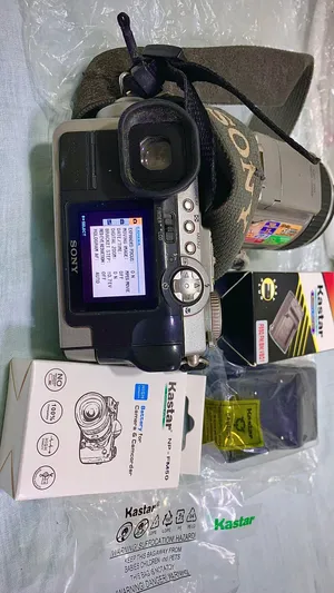 Sony Cyber-shot DSC-F707 5MP with Carl Zeiss Lens - Good Condition