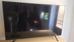 للبيع شاشه كيو لد ار سامسونج مكسوره