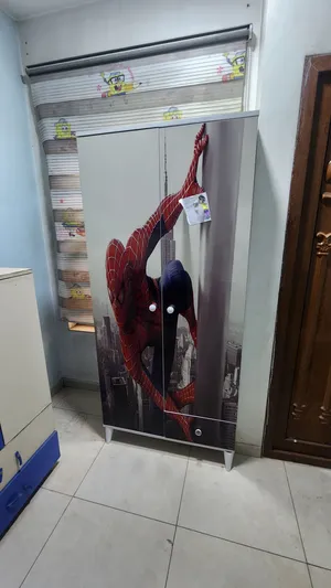 كنتور مع سرير طابقين بحالة ممتازه جدا