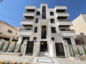 174 m2 3 Bedrooms Apartments for Sale in Amman Jubaiha