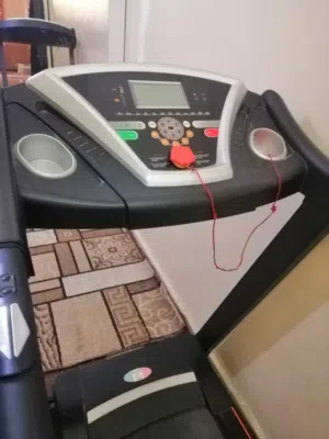 سير رياضي انظيف
