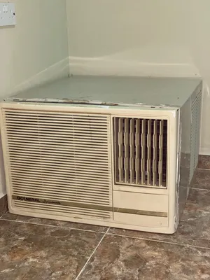 GENERAL Window AC with big compressor