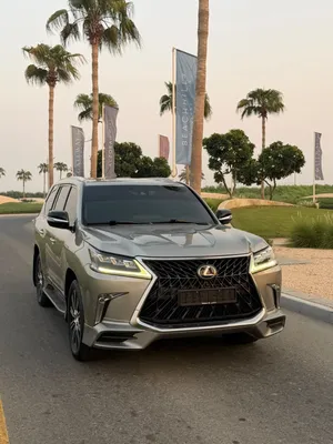 للبيع لكزس LX 2018 استيشن خليجي