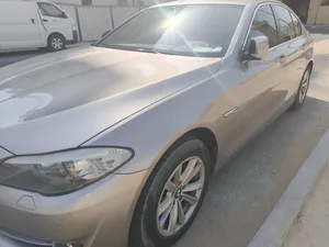 BMW 520I 2013