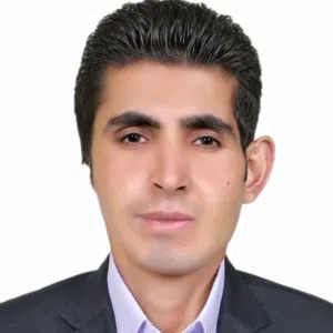 مُدرِّس لغة عربية ومُدقِّق لغوي