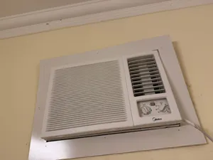 Midea 1.5 to 1.9 Tons AC in Northern Governorate