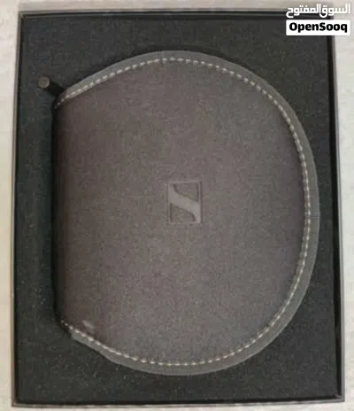 Sennheiser HD1 Momentum Noise Cancelling Headphones 3