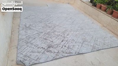 موكيتة مرتبة و نظيفة مع ممر صغير 2