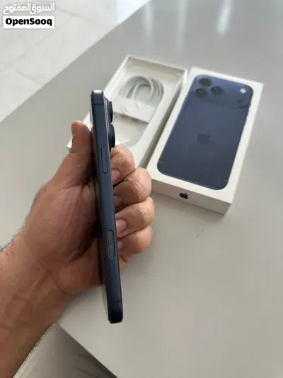 للبيع iPhone 17 Pro Max – 256GB 4