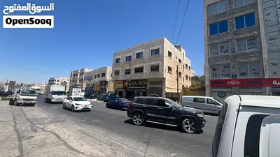 مجمع تجاري للايجار الاستثماري الطابقي او البيع لكامل المجمع فرصه للاستثمار 3