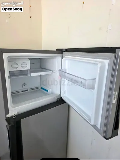 Whirlpool - A bit of wear and tear, but in good working condition 3