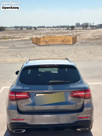 مرسيدس GLC 300 class 2019 رمادي لون جميل 3