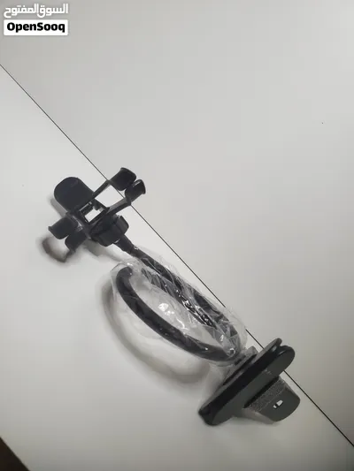 Flexible smartphone holder 2