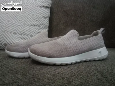 العنوان: حذاء Skechers GO WALK أصلي 100% بحالة الوكالة (مقاس 41) 2