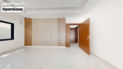 شقه فاخره 150متر مع حديقه 165متر للبيع من المالك كاش او اقساط بسعر مغرري جدا 2