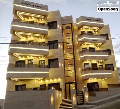 شقة طابق ثالث مع روف فاخرة جداً في البنيات طريق المطار 5 غرف نوم مساحة 450م2 من المالك مباشرة 3