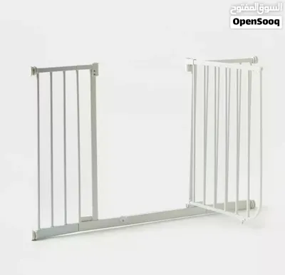 Juniors Auto Swing Closed Safety Gate for babies toddlers and pets 4