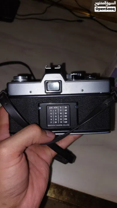 الكاميرا Minolta SRT 101b (مينولتا SRT 101b)، كاميرا فوتوغرافية كلاسيكية موديل 1975 3