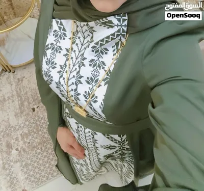 ثوب سهرة وبيزبط على حجاب 4