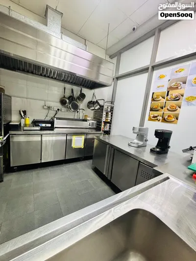 للايجار محل ف الخوض السابعه موقع استراتيجي و قريب جميع الخدمات-Shop For Rent In Al Khoud 7 4