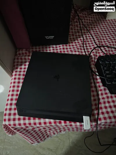 سوني 4 سليم وشاشه 32 inch 3