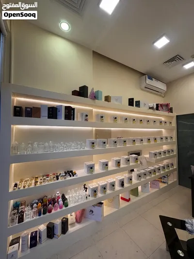 محل عطور للبيع 3