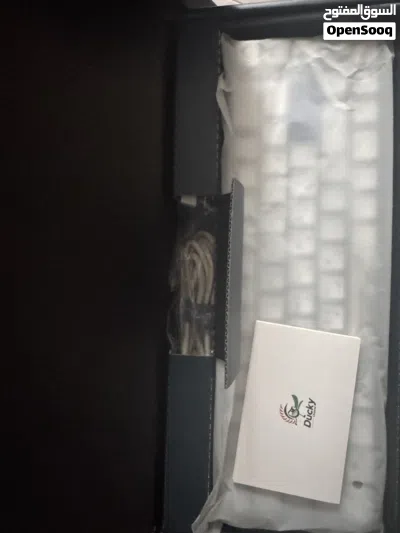 Ducky One 2 SF Cherry MX RGB للبيع قابل للتفاوض بالحدود المعقول في حالة ممتازة كامل الملحقات 3