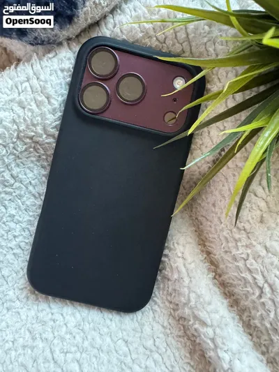 iPhone 17 Pro Burgundy 256GB - Like New (99% Battery) iOS 27 / Looks Exactly Like 18 Pro 3