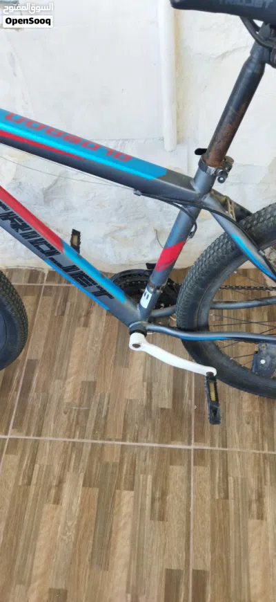 دراجة هوائية نوع road bike (قابل للتفاوض بشي بسيط) 4