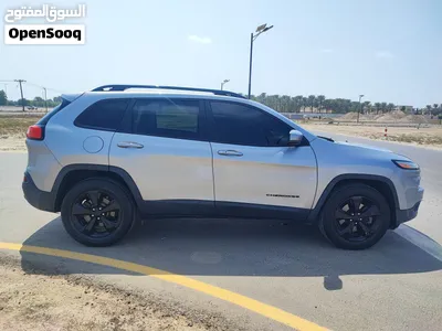 جيب شيروكي ليميتد 2017 3.2L 3